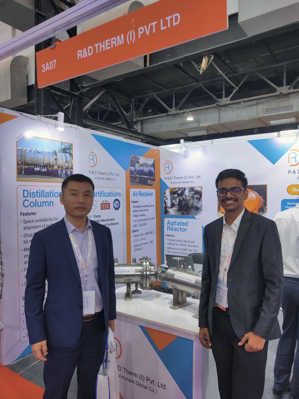 R&D Therm team engaging with visitors